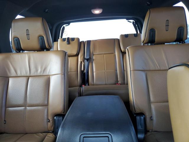 5LMJJ2J57BEJ08332 - 2011 LINCOLN NAVIGATOR SILVER photo 10