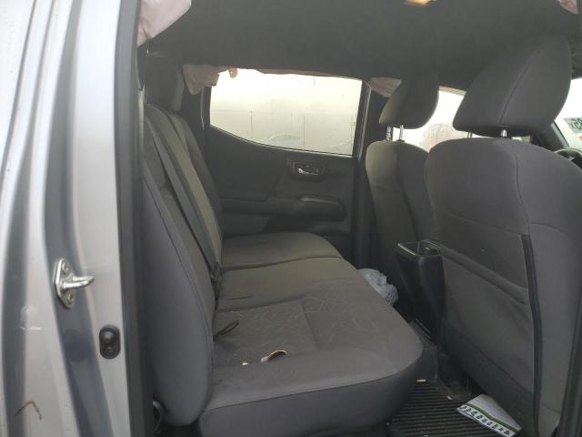 3TMDZ5BN5JM041090 - 2018 TOYOTA TACOMA DOUBLE CAB Gümüş foto 10