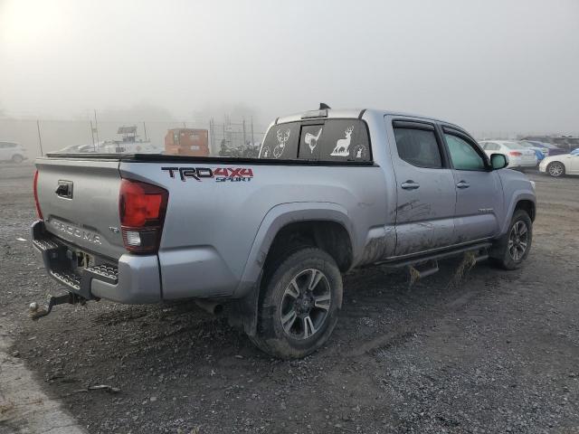 3TMDZ5BN5JM041090 - 2018 TOYOTA TACOMA DOUBLE CAB Gümüş foto 3