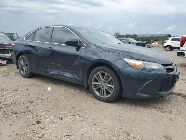 4T1BF1FK8HU295189 - 2017 TOYOTA CAMRY LE ლურჯი ფოტო 4