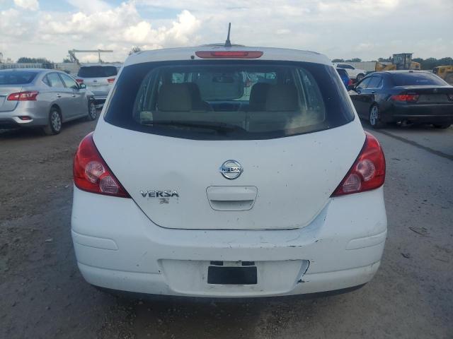3N1BC1CPXBL422610 - 2011 NISSAN VERSA S WHITE photo 6