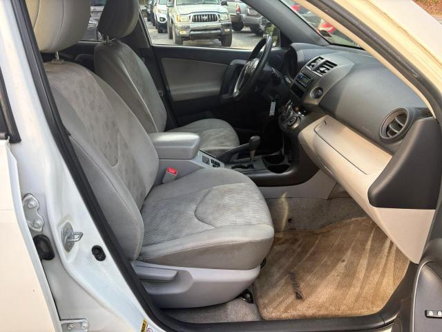 2T3BF4DV6AW06895 - 2010 TOYOTA RAV4 Սպիտակ լուսանկար 5