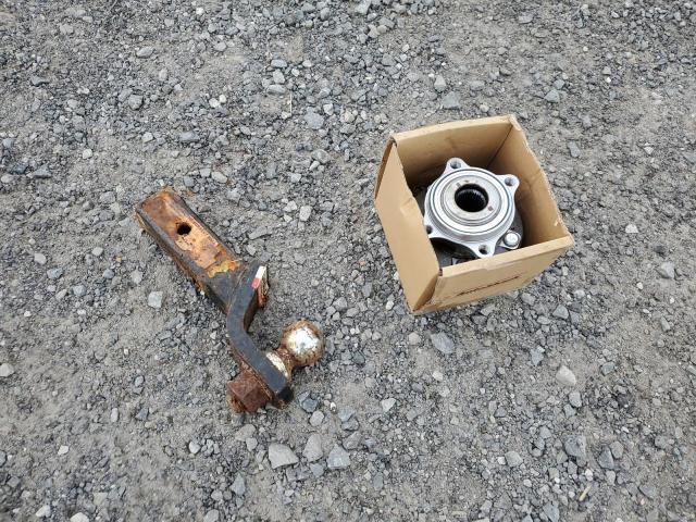 5XYZUDLB5HG385724 - 2017 HYUNDAI SANTA FE S CHARCOAL photo 13