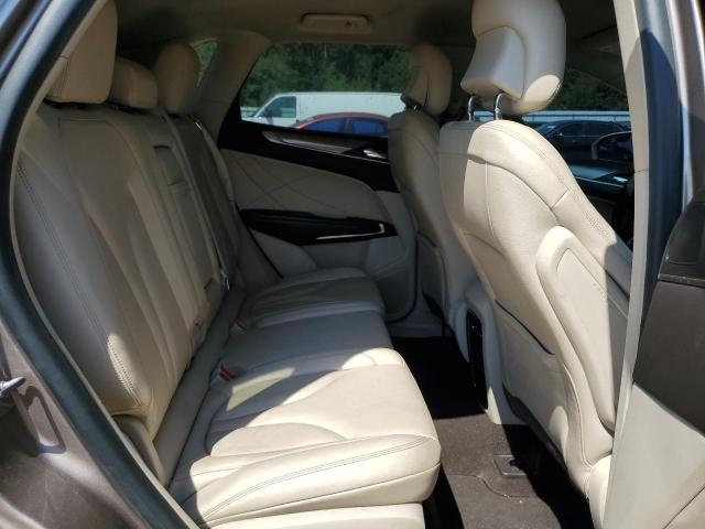 5LMCJ1C90KUL46144 - 2019 LINCOLN MKC GOLD photo 10