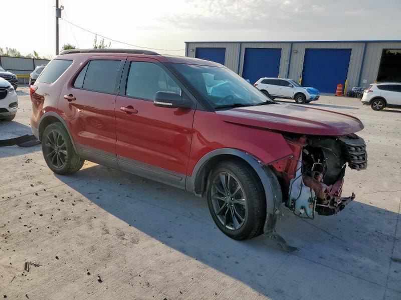 1FM5K7D85HGB39211 - 2017 FORD EXPLORER XLT MAROON photo 4