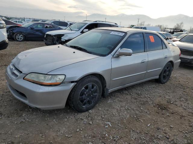 1HGCG5658WA264905 - 1998 HONDA ACCORD EX SILVER photo 1