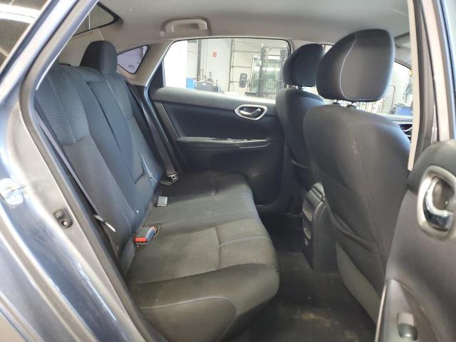 3N1AB7AP0JY273159 - 2018 NISSAN SENTRA S 灰色 照片 10