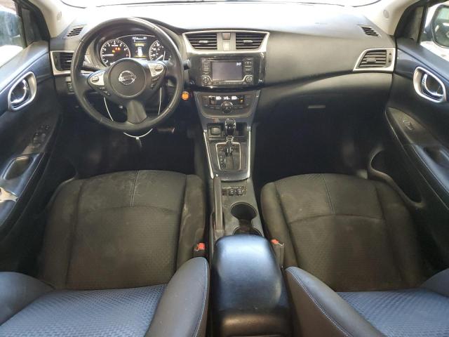 3N1AB7AP0JY273159 - 2018 NISSAN SENTRA S 灰色 照片 8