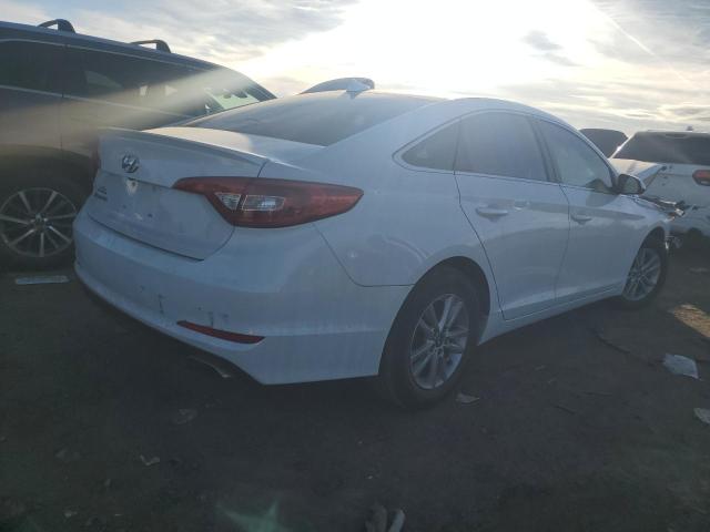 5NPE24AF6HH508157 - 2017 HYUNDAI SONATA SE WHITE photo 3