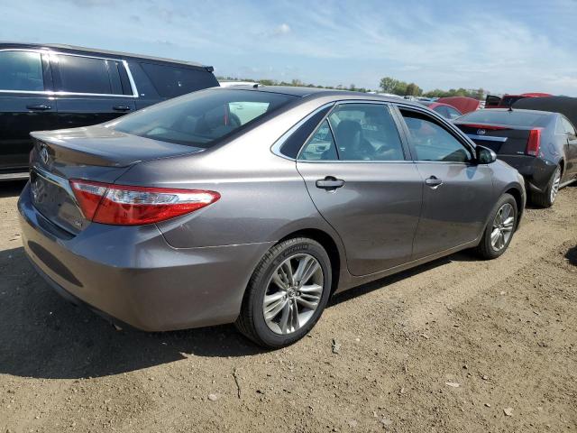 4T1BF1FK9FU008391 - 2015 TOYOTA CAMRY LE GRAY photo 3