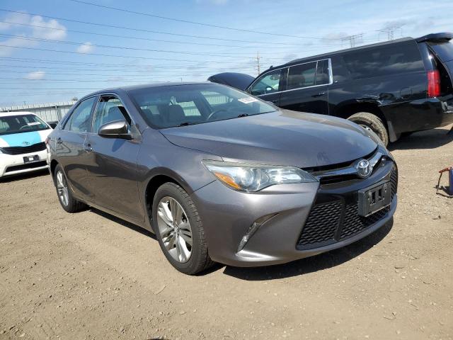 4T1BF1FK9FU008391 - 2015 TOYOTA CAMRY LE GRAY photo 4