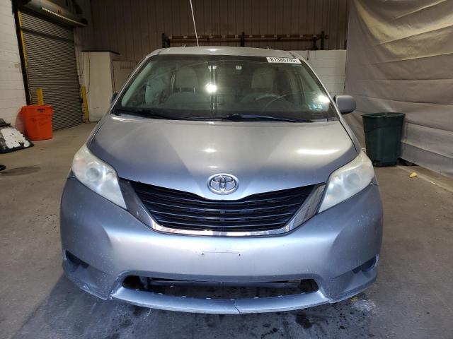 5TDKK3DC2BS175486 - 2011 TOYOTA SIENNA LE SILVER photo 5