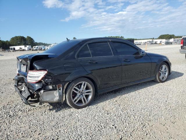 WDDGF8BB2CA726957 - 2012 MERCEDES-BENZ C 300 4MATIC BLACK photo 3