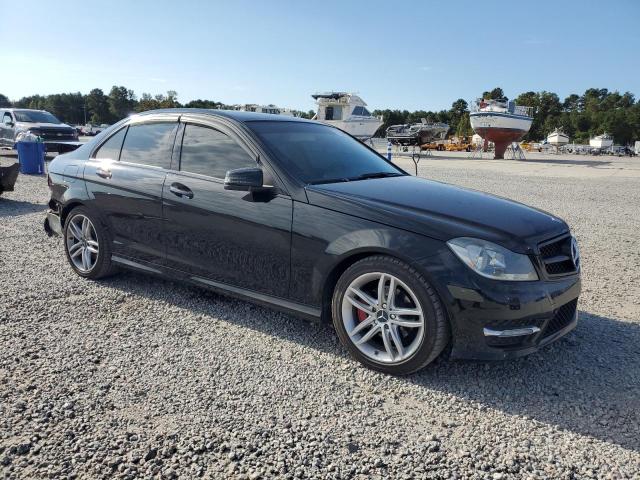 WDDGF8BB2CA726957 - 2012 MERCEDES-BENZ C 300 4MATIC BLACK photo 4