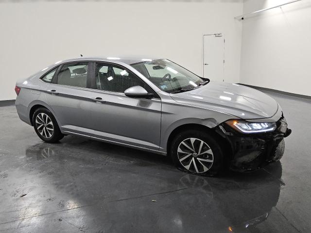 3VW5X7BU4SM064744 - 2025 VOLKSWAGEN JETTA S GRAY photo 4