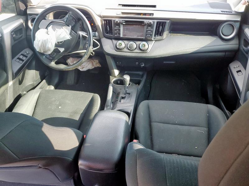 2T3ZFREV5HW347961 - 2017 TOYOTA RAV4 LE Қызыл фото 8