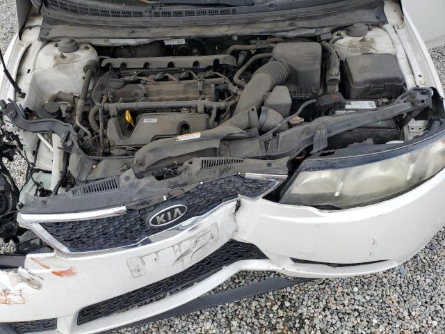 KNAFU4A27C5563511 - 2012 KIA FORTE EX WHITE photo 11