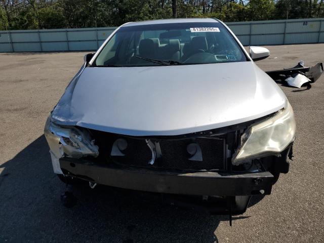 4T1BF1FK4CU071488 - 2012 TOYOTA CAMRY BASE Күміс фото 5