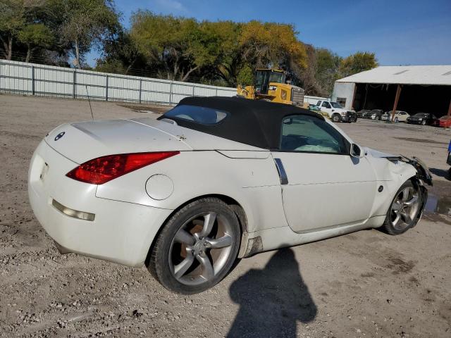 JN1BZ36A48M852486 - 2008 NISSAN 350Z ROADSTER WHITE photo 3