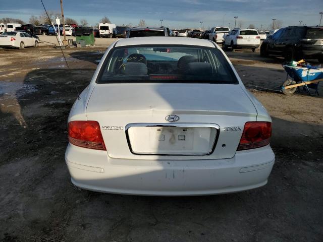 KMHWF25SX5A121047 - 2005 HYUNDAI SONATA GL WHITE photo 6