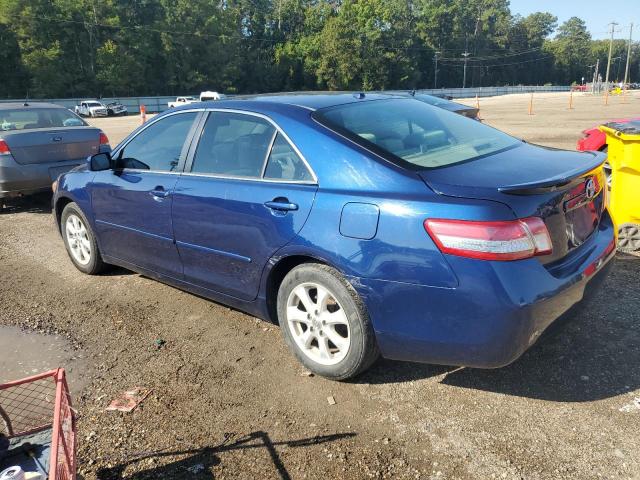 4T4BF3EK2BR121886 - 2011 TOYOTA CAMRY BASE Bleu photo 2