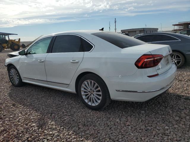 1VWBT7A33HC063683 - 2017 VOLKSWAGEN PASSAT SE WHITE photo 2