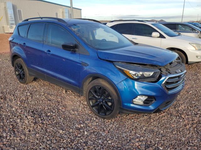 1FMCU0GD1JUD29760 - 2018 FORD ESCAPE SE BLUE photo 4