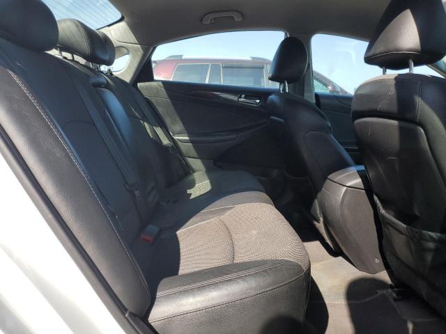 5NPEC4AC7EH847203 - 2014 HYUNDAI SONATA SE 白色 照片 10