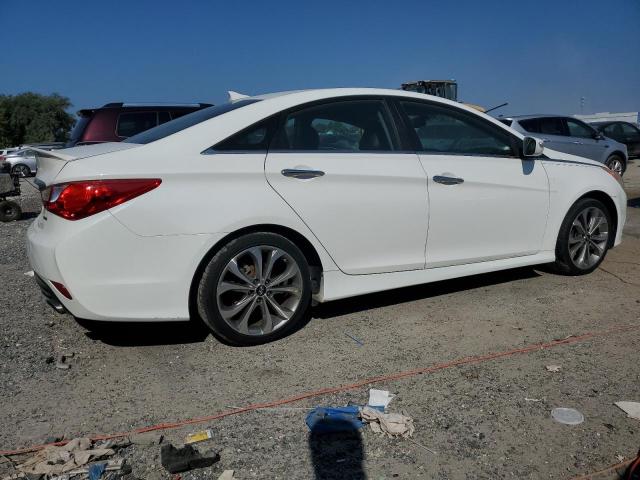 5NPEC4AC7EH847203 - 2014 HYUNDAI SONATA SE 白色 照片 3