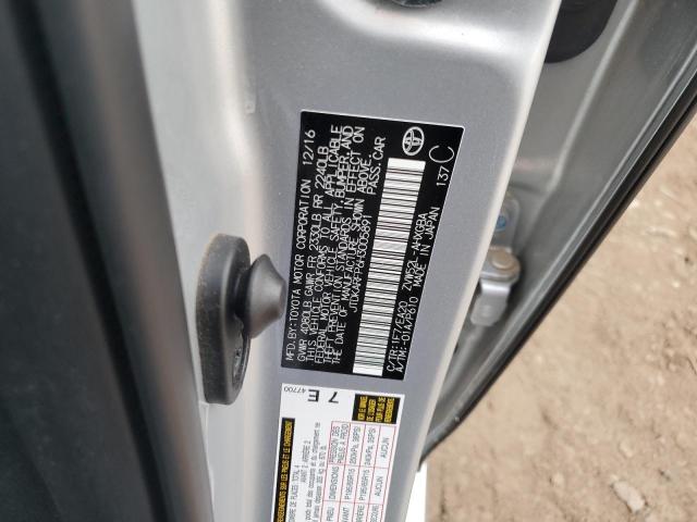 JTDKARFP6H3005891 - 2017 TOYOTA PRIUS PRIM 银色 照片 12