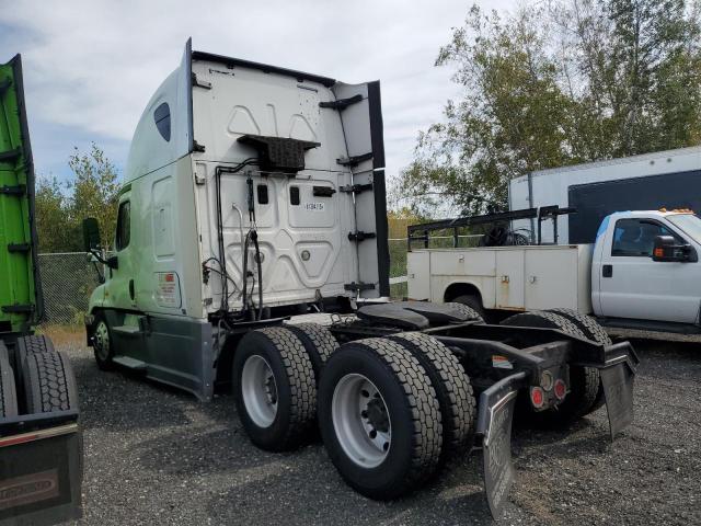 1FUJGLD59FLFZ0208 - 2015 FREIGHTLINER CASCADIA WHITE photo 3