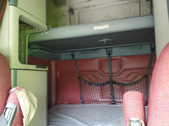 1FUJGLD59FLFZ0208 - 2015 FREIGHTLINER CASCADIA WHITE photo 6