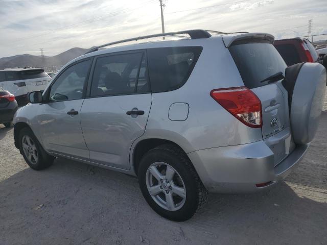 JTMBD33V675115012 - 2007 TOYOTA RAV4 SILVER photo 2