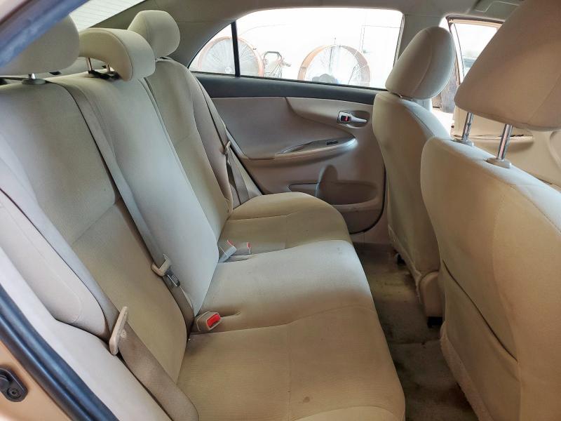 5YFBU4EE1DP193246 - 2013 TOYOTA COROLLA BASE Բեժ լուսանկար 10