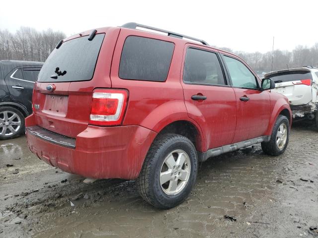 1FMCU9D70BKB92049 - 2011 FORD ESCAPE XLT RED photo 3