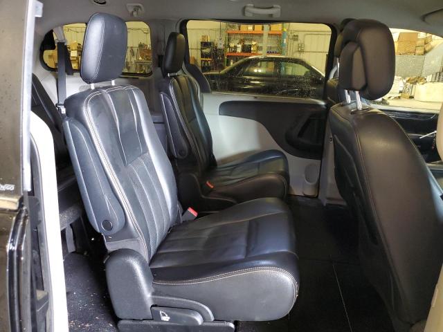 2A4RR8DG6BR651249 - 2011 CHRYSLER TOWN & COU TOURING L BLACK photo 11