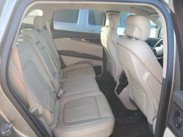 2LMTJ8LP0GBL61898 - 2016 LINCOLN MKX RESERVE Ոսկեգույն լուսանկար 11
