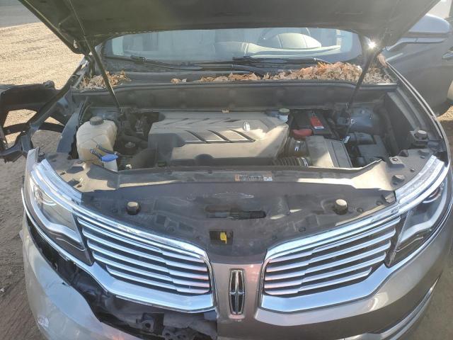 2LMTJ8LP0GBL61898 - 2016 LINCOLN MKX RESERVE Ոսկեգույն լուսանկար 12