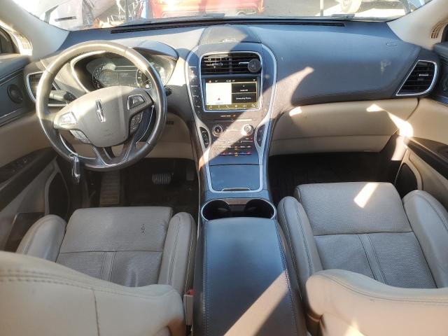 2LMTJ8LP0GBL61898 - 2016 LINCOLN MKX RESERVE Ոսկեգույն լուսանկար 8