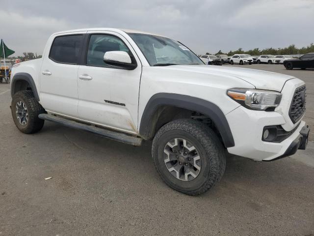 3TMCZ5ANXLM350439 - 2020 TOYOTA TACOMA DOUBLE CAB WHITE photo 4