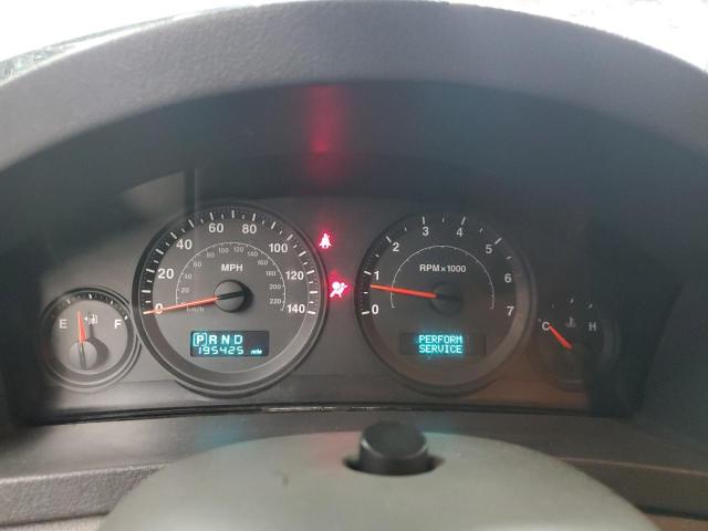 1J4GR48K05C567598 - 2005 JEEP GRAND CHER LAREDO Արծաթագույն լուսանկար 9