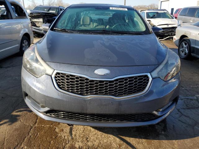 KNAFX4A60E5188932 - 2014 KIA FORTE LX GRAY photo 5