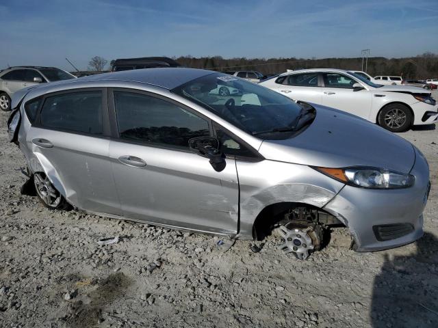 3FADP4EJ0JM119306 - 2018 FORD FIESTA SE SILVER photo 4