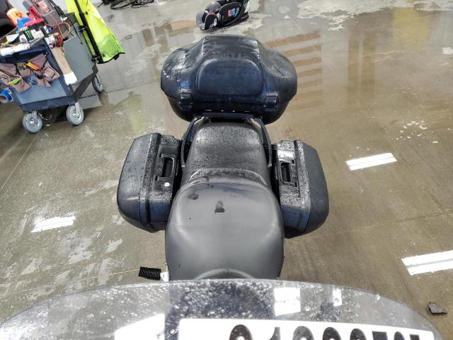 WB10418A2YZC68174 - 2000 BMW R1100 RT BLACK photo 5