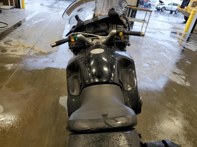 WB10418A2YZC68174 - 2000 BMW R1100 RT BLACK photo 6