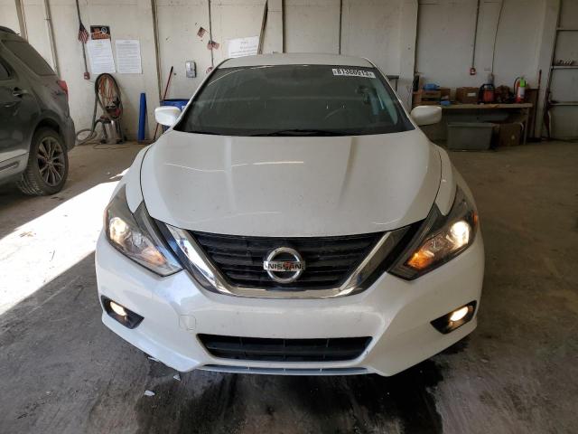 1N4AL3AP9HN313450 - 2017 NISSAN ALTIMA 2.5 WHITE photo 5