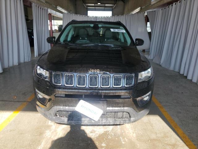 3C4NJDBB4KT600731 - 2019 JEEP COMPASS LATITUDE 黑色 照片 5