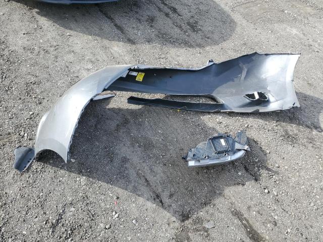 5TDKZ3DC7HS785632 - 2017 TOYOTA SIENNA LE Silber Foto 13