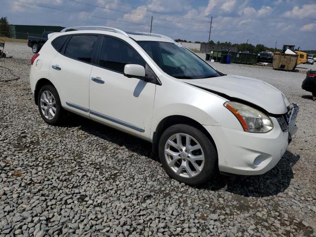 JN8AS5MV8DW617106 - 2013 NISSAN ROGUE S თეთრი ფოტო 4
