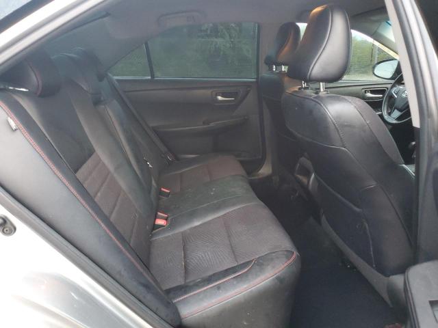 4T1BF1FK2HU425743 - 2017 TOYOTA CAMRY LE Gümüş foto 10